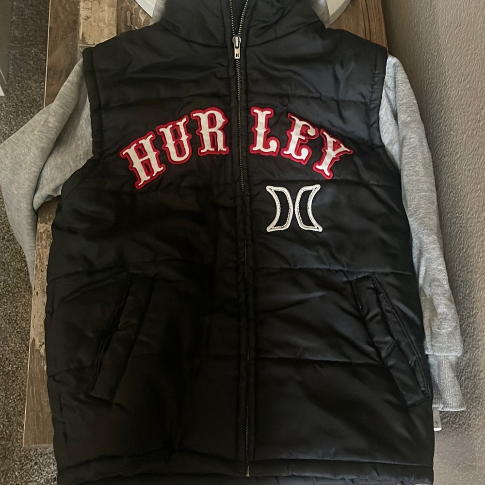 Very good used condition Hurley jacket